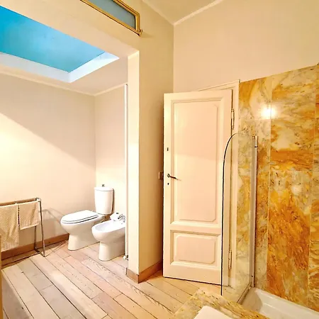 شقة Mazzini Charming Getaway With Courtyard