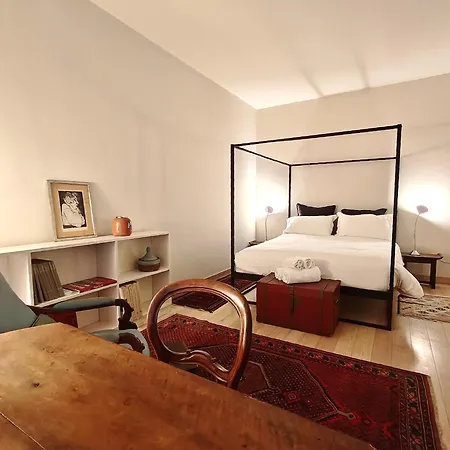 Mazzini Charming Getaway With Courtyard * فلورنس