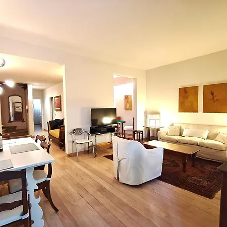 Mazzini Charming Getaway With Courtyard * فلورنس